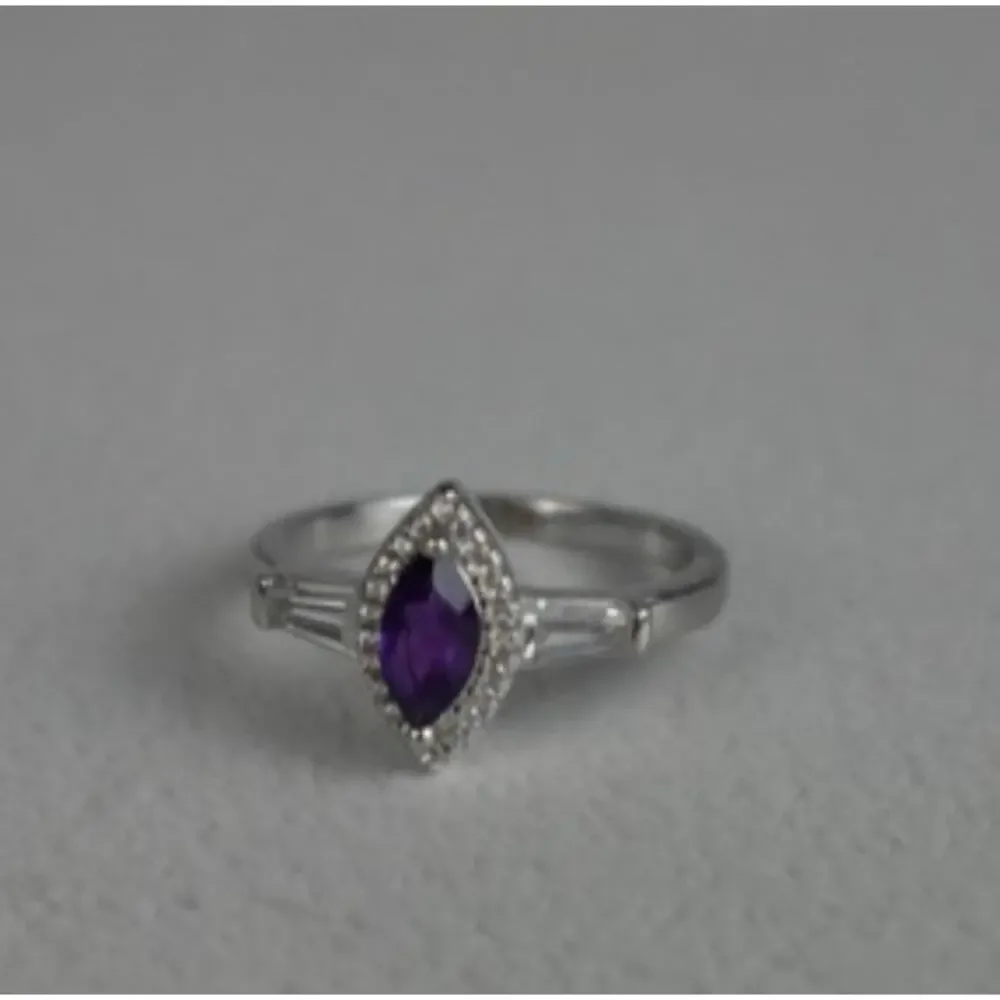 925 Sterling Silver Amethyst & Colorless Spinel Ring Size 8